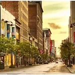 M11 Stylish Cute 3Br In The Heart Of The City